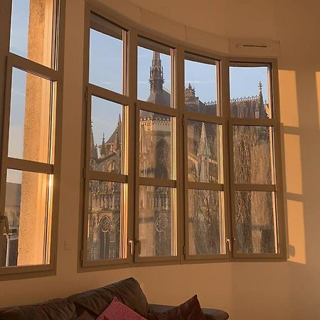 Apartament Loft Des Sacres - Vue Unique Sur La Cathedrale Reims Zewnętrze zdjęcie